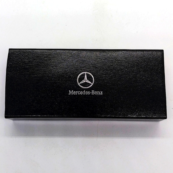 NIB Authentic Mercedes Benz Vintage Keychain Wheel Valet Fob SL Class in Nickel - Picture 6 of 7